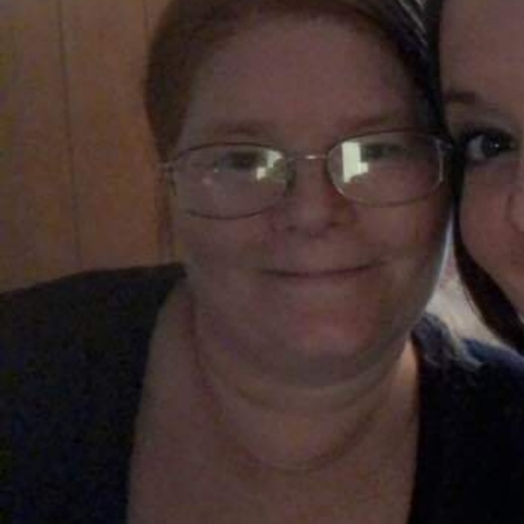 Meet the Posher Other - Meet your Posher, Carrie